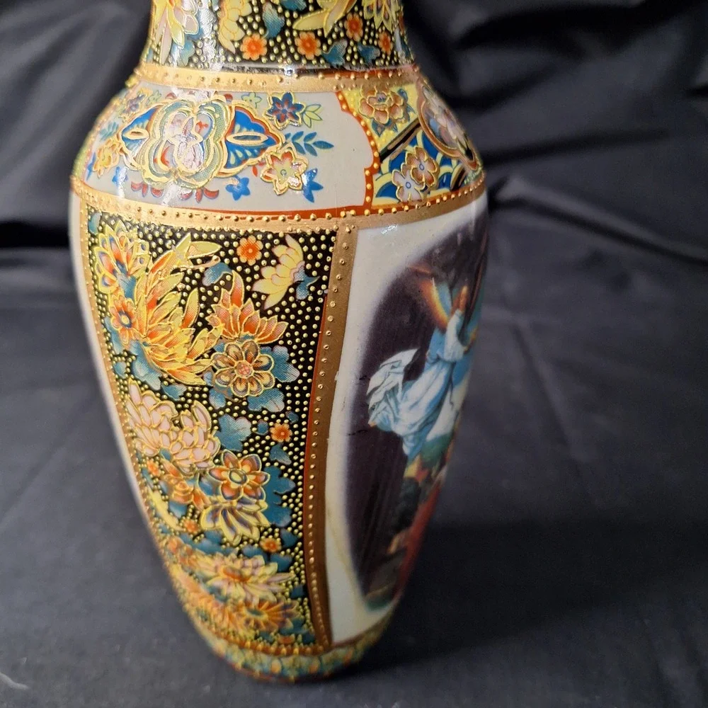 Vintage Satsuma Style Moriage Vase Madonna and Child Angels Gold Gilt Floral 8.5